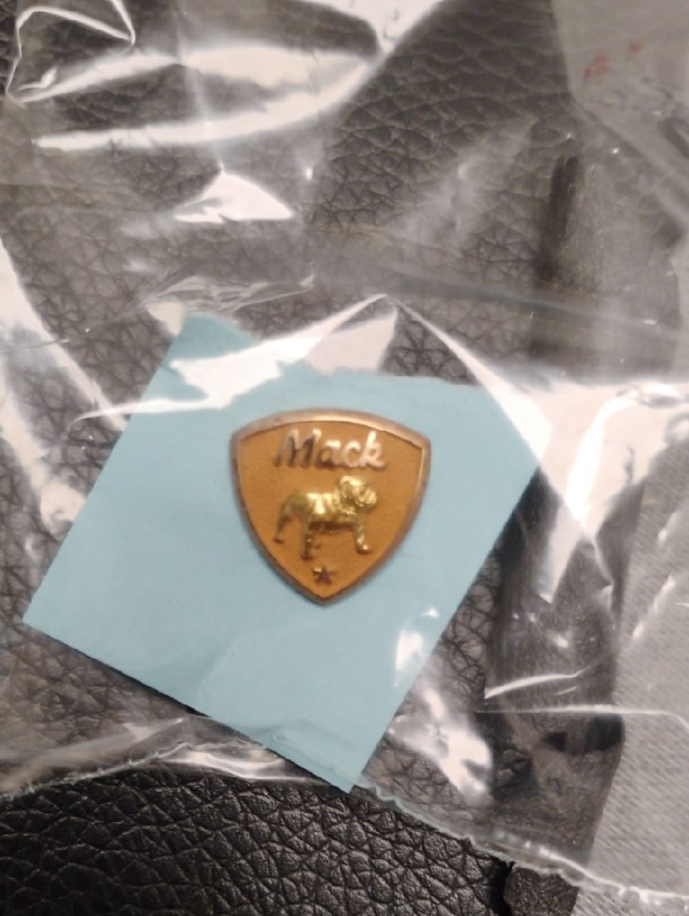 Vintage MACK 5 YEARS OF LOYALTY AND EXCELLENCE EMPLOYEE 10K FILLED LAPEL PIN EX